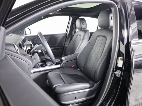 Used 2023 Mercedes-Benz GLA 250 4MATIC image 26