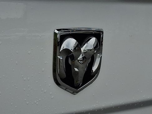 Used 2024 RAM 1500 Classic SLT image 31