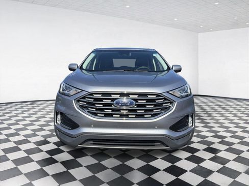 Used 2022 Ford Edge Titanium AWD/4WD image 2