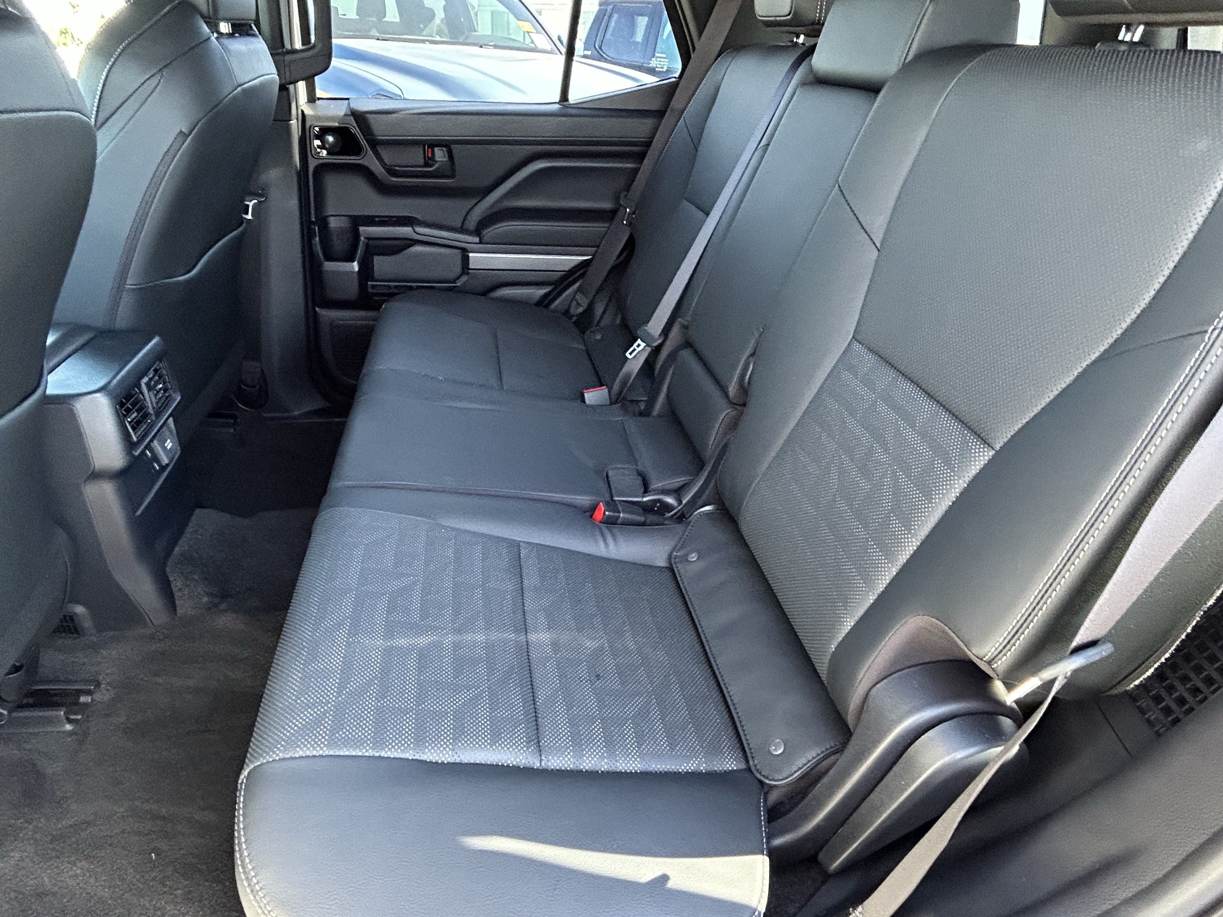 Certified 2025 Toyota 4Runner TRD Off-Road Premium AWD/4WD image 14