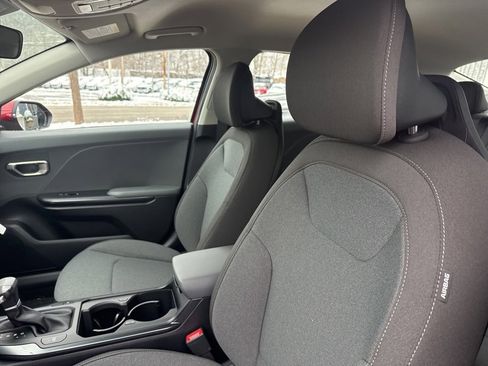 New 2025 Kia K4 LXS image 19