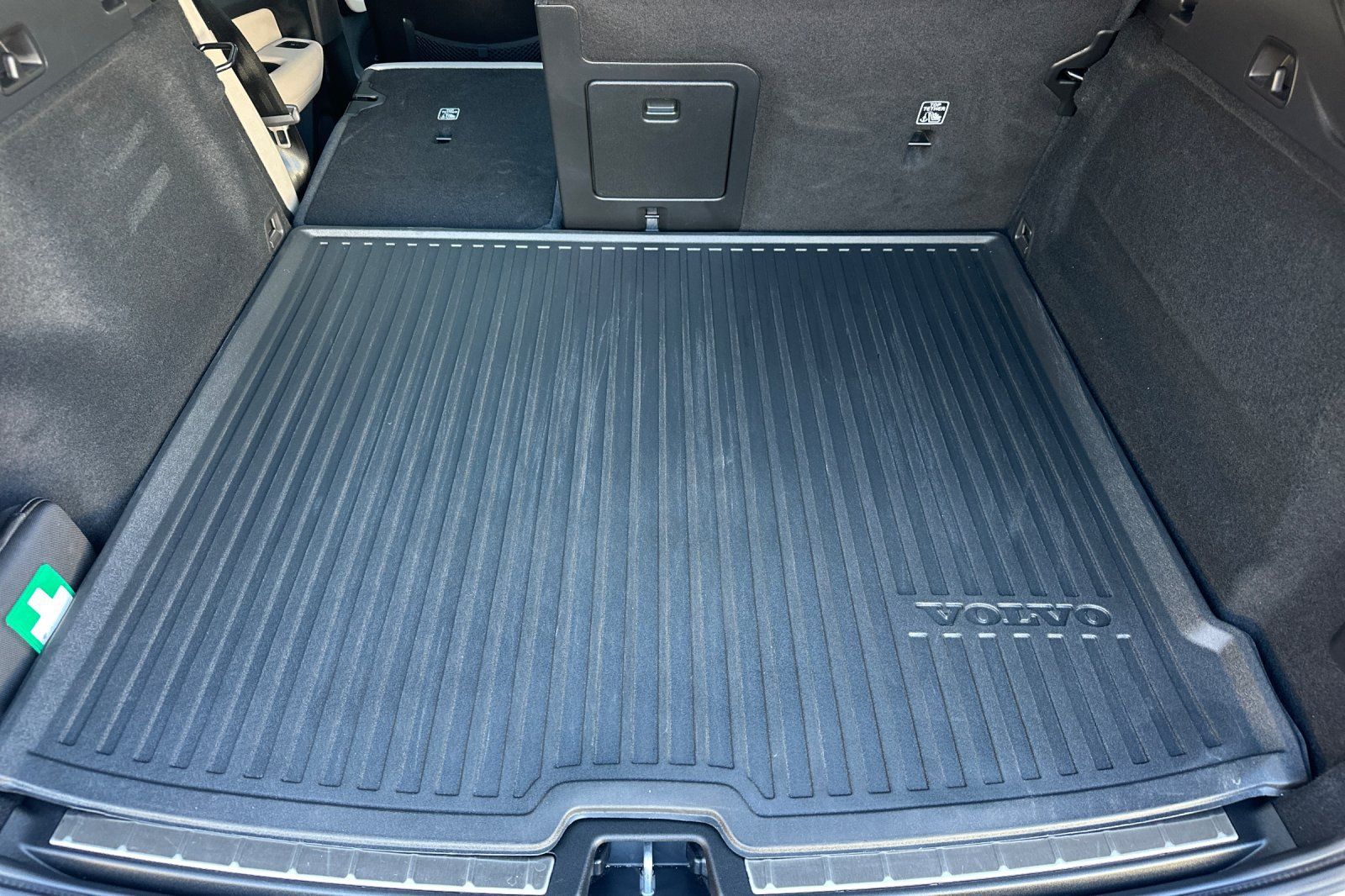 Certified 2026 Volvo XC60 B5 Plus AWD/4WD image 18