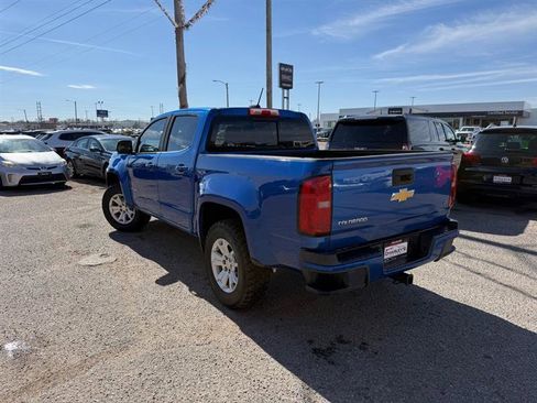 Used 2018 Chevrolet Colorado LT w/ LT Convenience Package image 3