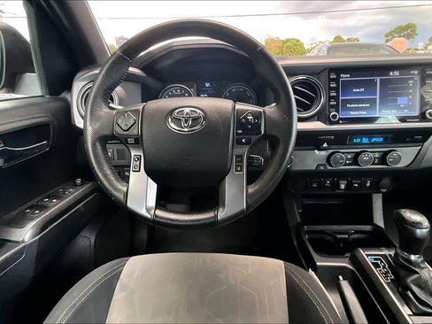 Used 2022 Toyota Tacoma TRD Sport RWD image 6