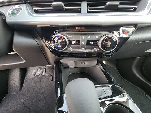 New 2026 Chevrolet Trax LT image 23