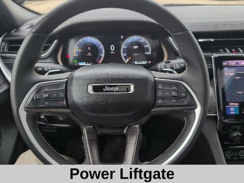 Used 2024 Jeep Grand Cherokee L Limited w/ Luxury Tech Group II image 10