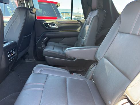 Used 2021 Chevrolet Tahoe RST w/ Luxury Package AWD/4WD image 25