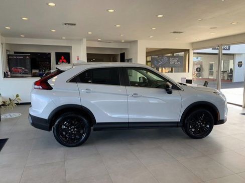New 2026 Mitsubishi Eclipse Cross LE AWD/4WD image 2