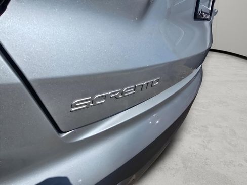 Used 2024 Kia Sorento EX image 18