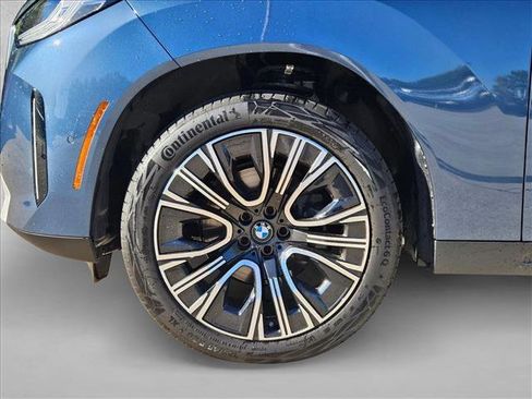 Certified 2025 BMW X3 xDrive30i w/ Premium Package image 9