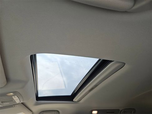 Used 2024 INFINITI QX80 Luxe image 24