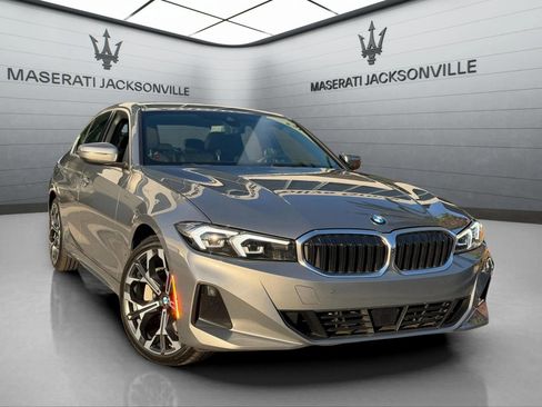 Used 2025 BMW 330i Sedan image 1