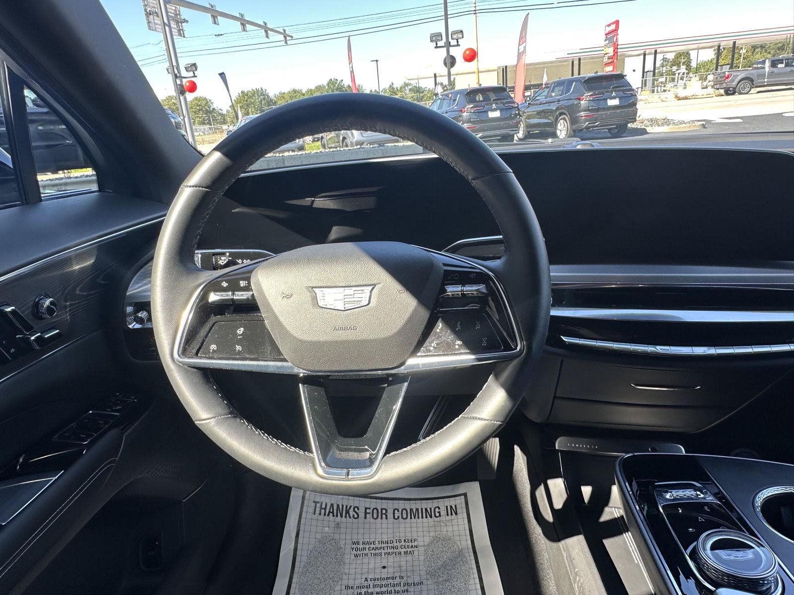 Used 2024 Cadillac Lyriq Sport AWD/4WD image 35