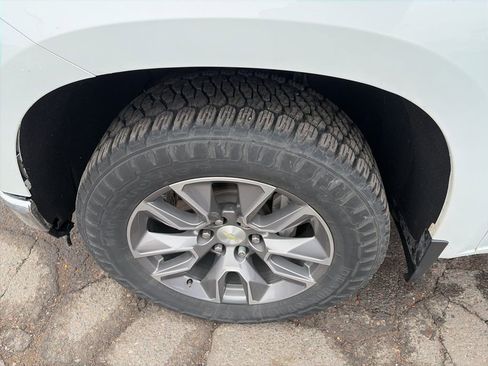 Used 2019 Chevrolet Silverado 1500 LT w/ Texas Edition image 10