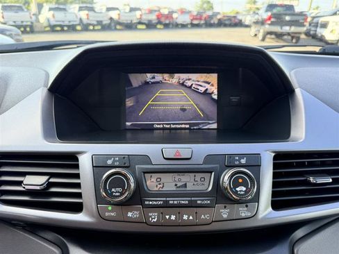 Used 2014 Honda Odyssey EX-L image 38