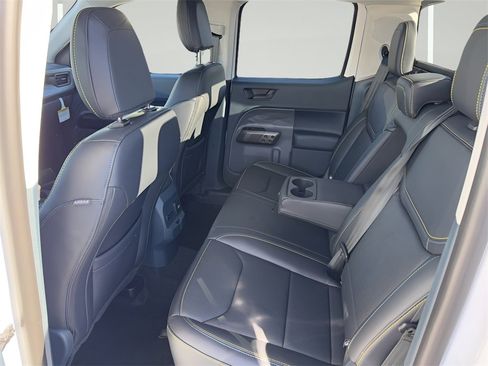 New 2025 Ford Maverick Lobo image 36