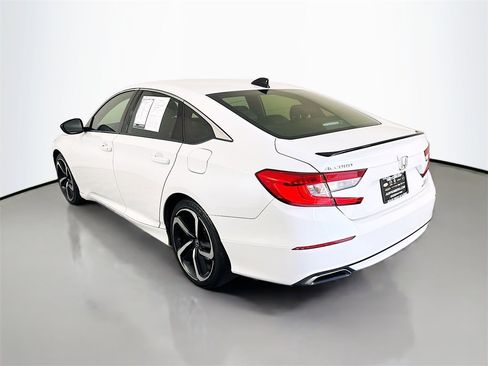 Used 2021 Honda Accord Sport image 5