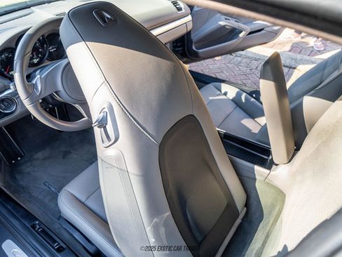 Used 2014 Porsche Cayman image 38