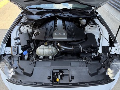 Used 2020 Ford Mustang GT Premium RWD image 26