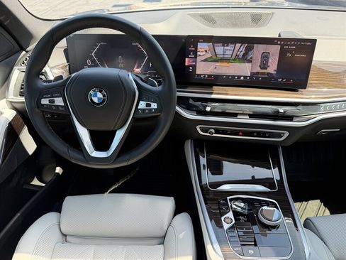 Used 2024 BMW X5 sDrive40i w/ Parking Assistance Package RWD image 10