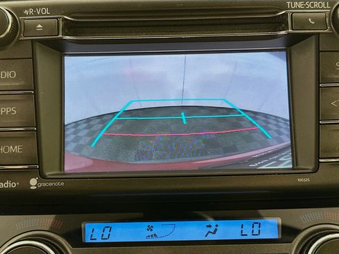 Used 2015 Toyota RAV4 XLE FWD image 21