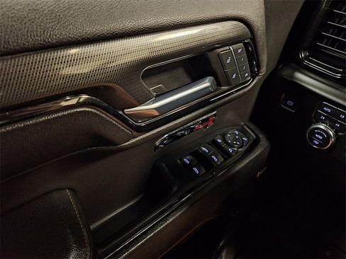 Used 2023 GMC Sierra 1500 AT4 w/ AT4 Preferred Package image 18