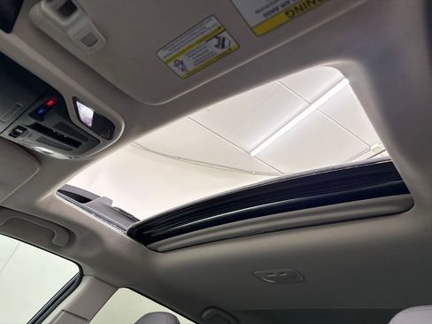 Used 2024 Subaru Outback Limited image 24