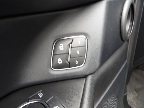 Certified 2020 Ford Expedition XLT w/ Equipment Group 202A image 24