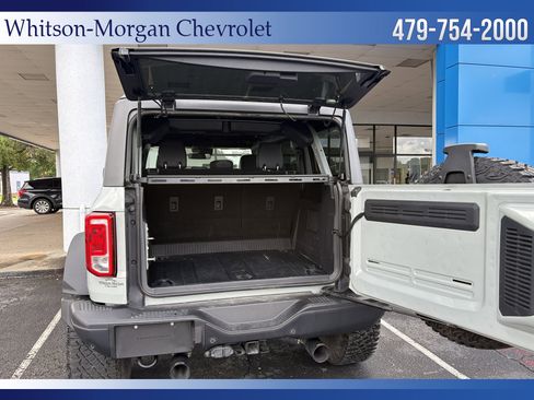 Used 2023 Ford Bronco Black Diamond w/ Sasquatch Package AWD/4WD image 34