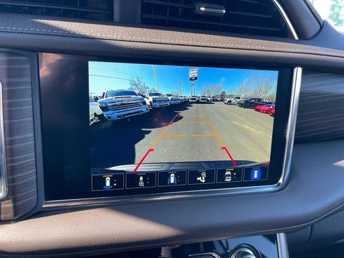 Used 2024 GMC Yukon Denali image 22