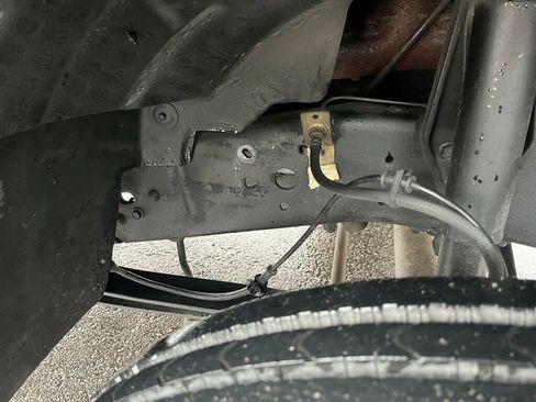 Used 1999 Ford F450 2WD Regular Cab Super Duty image 24