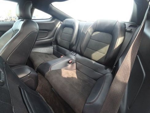 Used 2016 Ford Mustang GT Premium image 18