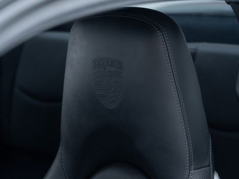 Used 2011 Porsche 911 Turbo image 19