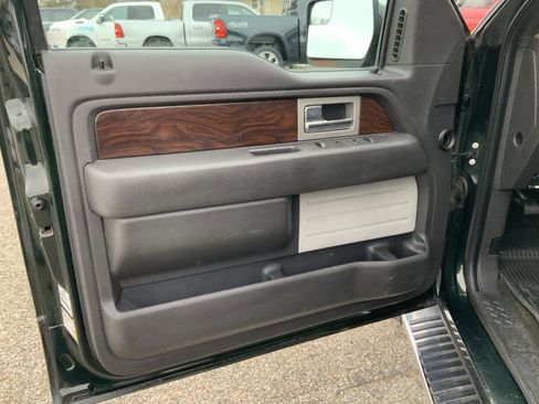 Used 2012 Ford F150 Lariat w/ Lariat Chrome Pkg image 20