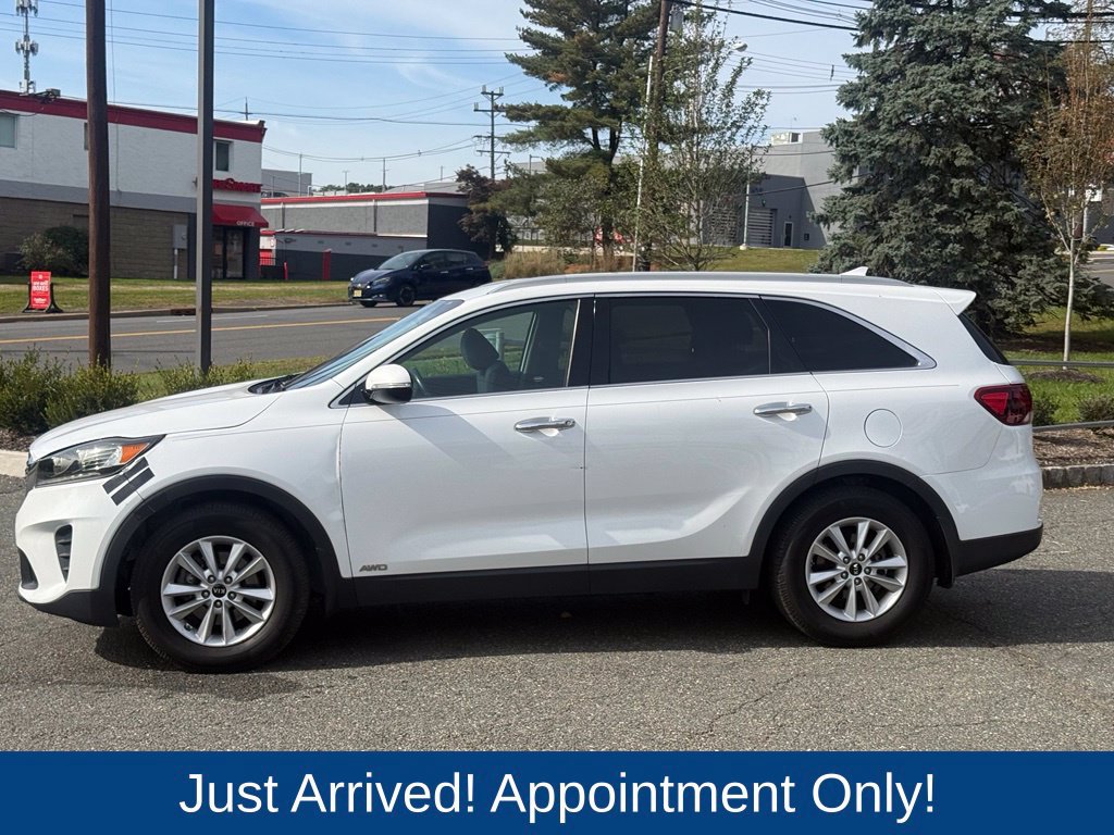 Used 2019 Kia Sorento AWD w/ LX Convenience Package image 4