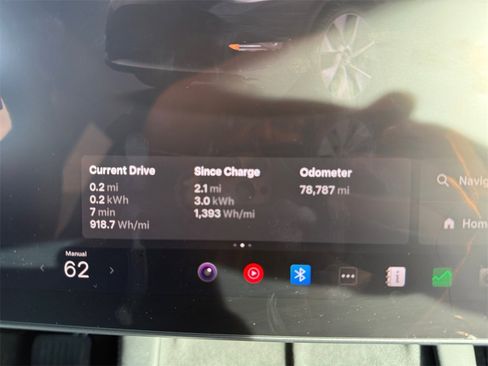 Used 2023 Tesla Model Y Long Range image 16