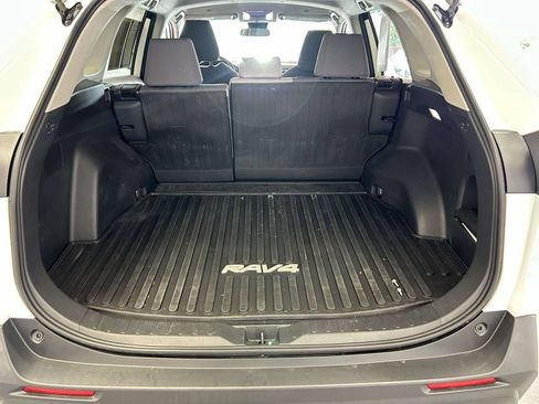 Used 2024 Toyota RAV4 XLE FWD image 12