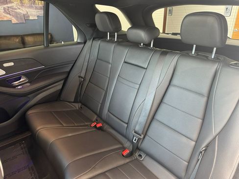Used 2020 Mercedes-Benz GLE 350 4MATIC w/ Premium Package image 42