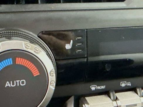 Certified 2024 Toyota Tacoma TRD Sport AWD/4WD image 21