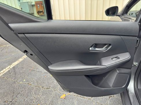 Used 2023 Nissan Sentra S FWD image 35
