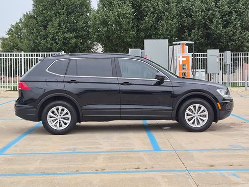 Used 2019 Volkswagen Tiguan SE w/ Panoramic Sunroof Package AWD/4WD image 5