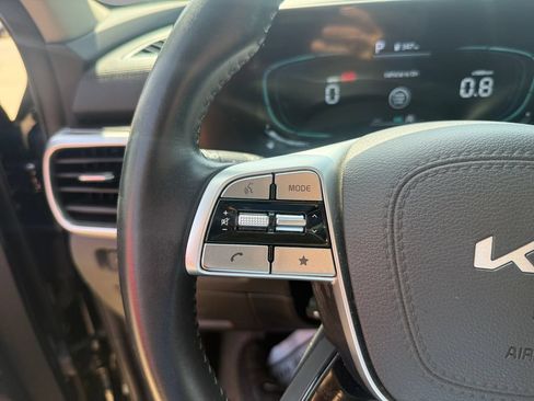 Used 2025 Kia Telluride S FWD image 20