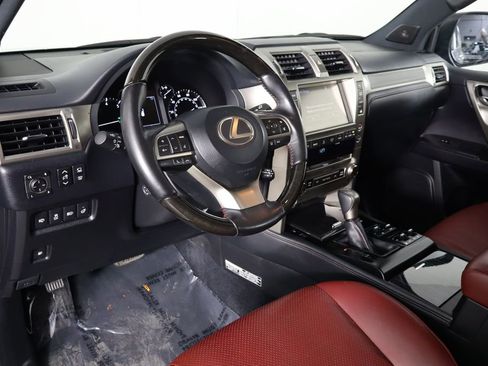 Used 2021 Lexus GX 460 Luxury w/ Accessory Package AWD/4WD image 29