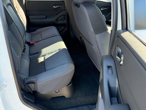 New 2026 Nissan Frontier SV w/ SV Convenience Package AWD/4WD image 24