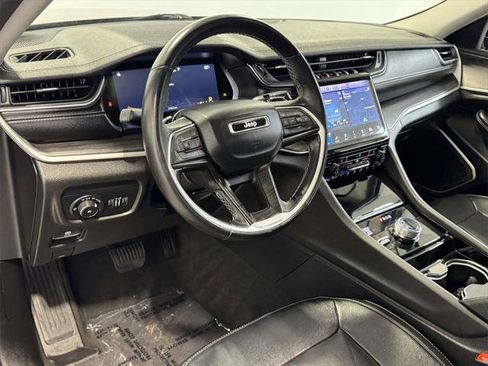 Certified 2022 Jeep Grand Cherokee L Limited image 16