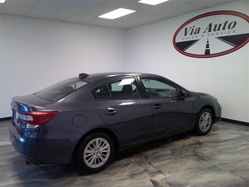 Used 2017 Subaru Impreza 2.0i Premium image 4