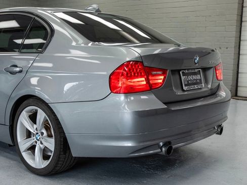 Used 2011 BMW 335i Sedan image 32