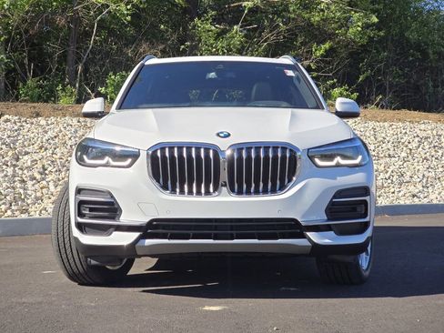 Used 2023 BMW X5 xDrive40i w/ Premium Package AWD/4WD image 32