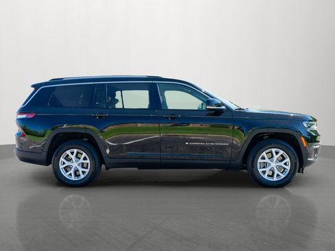 Used 2023 Jeep Grand Cherokee L Limited w/ Trailer Tow Group (B) AWD/4WD image 8