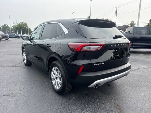 Used 2024 Ford Escape Active AWD/4WD image 9